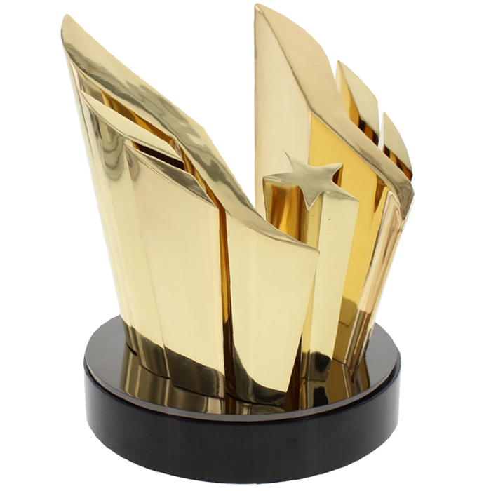 USA Track and Field Wing Award