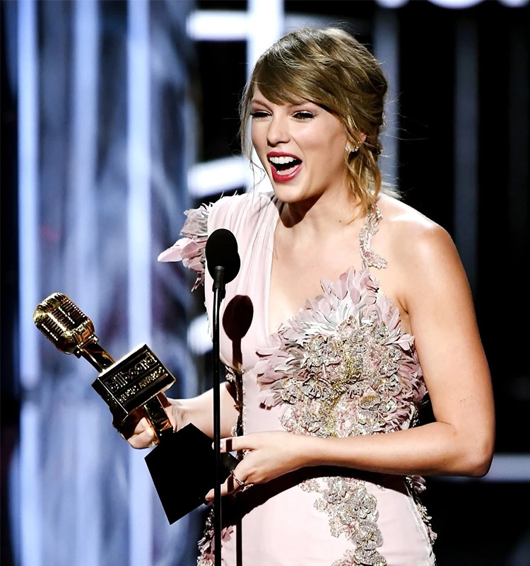 Taylor Swift accepting the Billboard Music Award