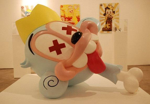 3ft Tristan Eaton sculpture