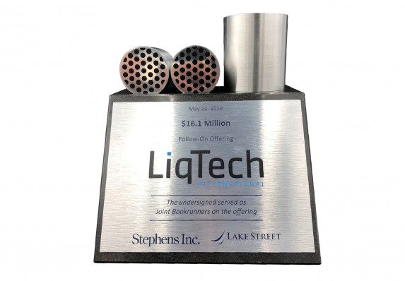 This custom financial deal toy for a follow-on offering combines a large printing area for transaction details and color printed logos with product models.