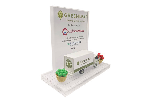 3-D printed deal toy featuring a fruit truck with baskets of fruit on a high-end crystal base