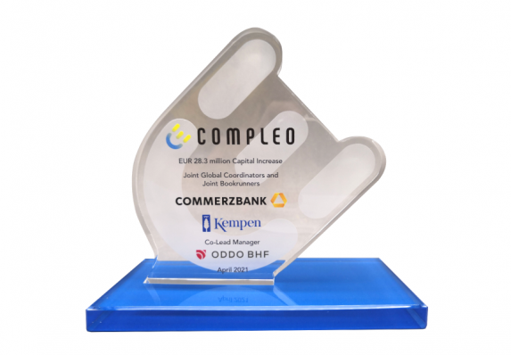 A high-end logo-based deal gift with a blue base and color bank logos. This unique tombstone plaque was crafted to mark the occasion of a Capital Increase.